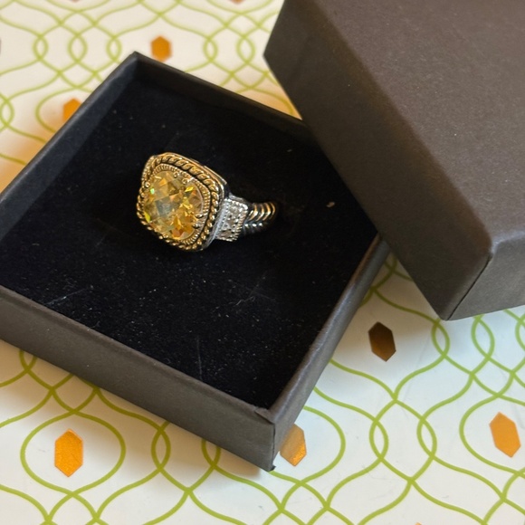 Lia Sophia Lemon Chiffon Ring - Picture 2 of 6